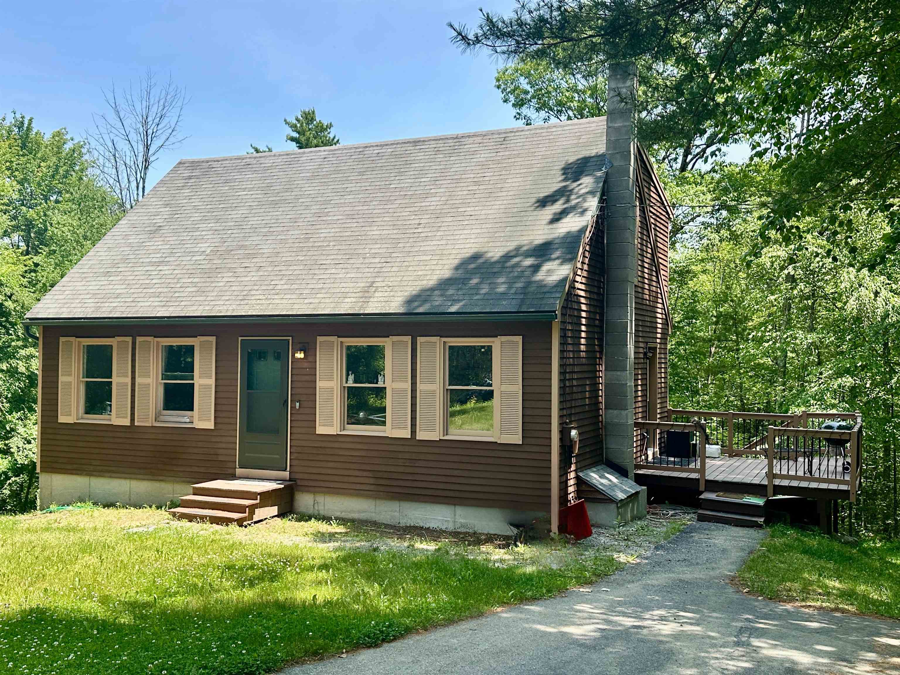 73 Guy's Lane Weare, NH 03281 - Photo 1 of 47