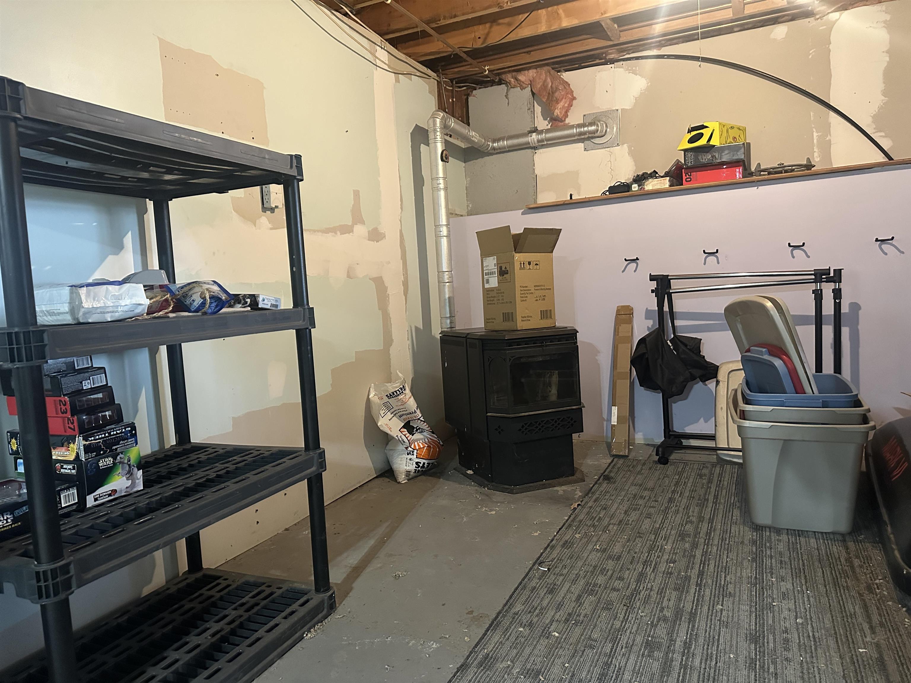 73 Guy's Lane Weare, NH 03281 - Photo 37 of 47