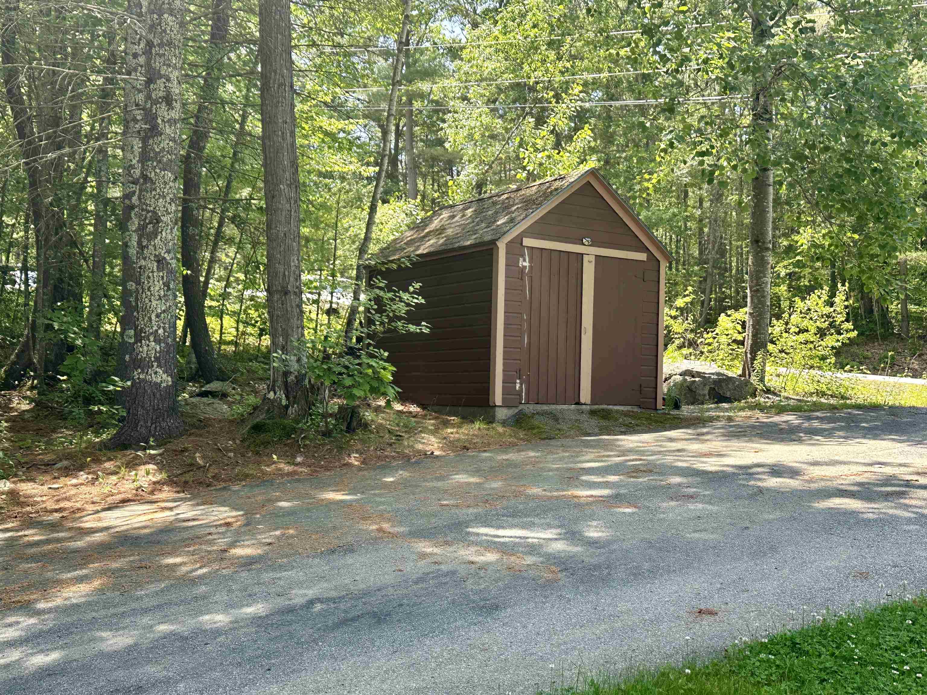 73 Guy's Lane Weare, NH 03281 - Photo 10 of 47