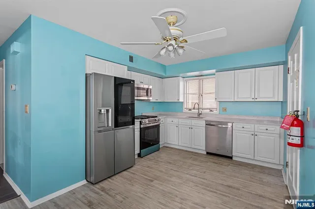 $4,200 | 361 East 54th Street, Unit 1, Elmwood Park, NJ 07407