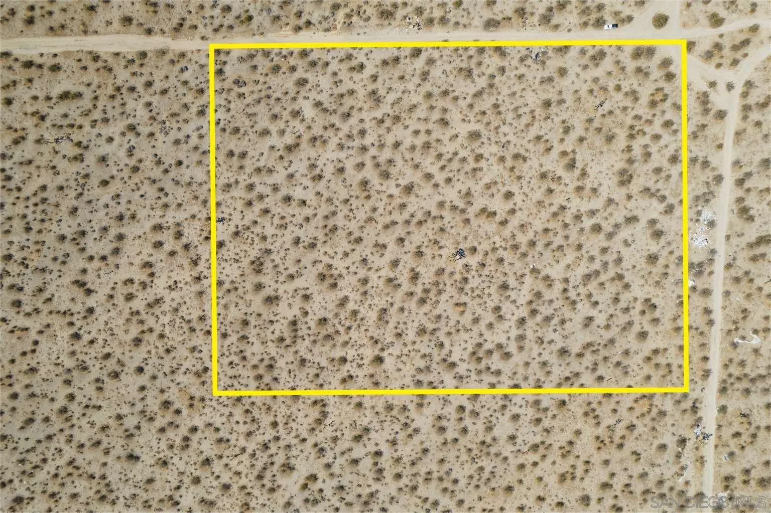 0 Tbd, Unit 25 Littlerock, CA 93543 - Photo 2 of 44 a bathroom with a shower curtain