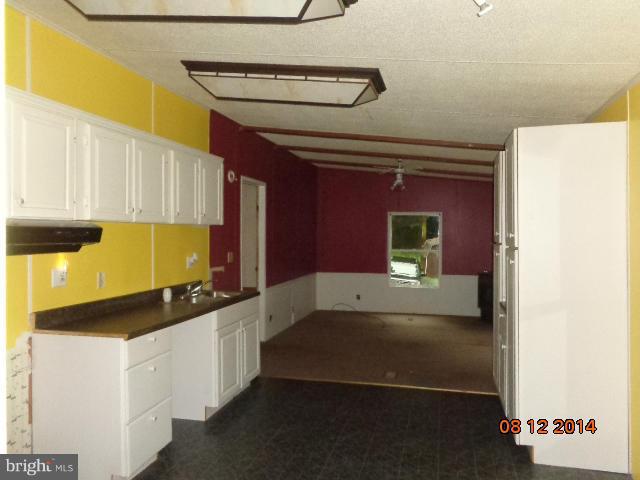 5251 Foxville Road Smithsburg, MD 21783 - Photo 3 of 9 Kitchen