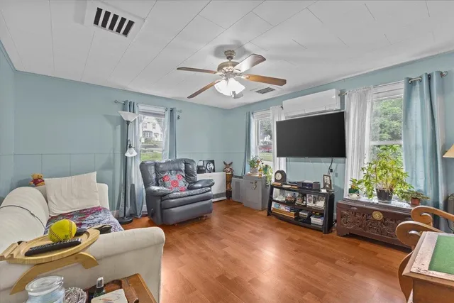 $270,000 | 3 Church Street, Brandon, VT 05733