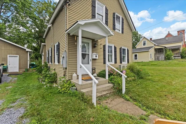 $270,000 | 3 Church Street, Brandon, VT 05733