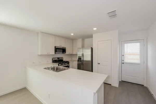 $1,985 | 1715 Crossbill Street, Forney, TX 75126