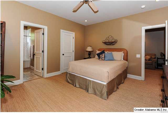 20 Woodhill Road Birmingham, AL 35213 - Photo 23 of 32