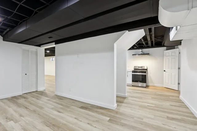 a view of a house with a big yard