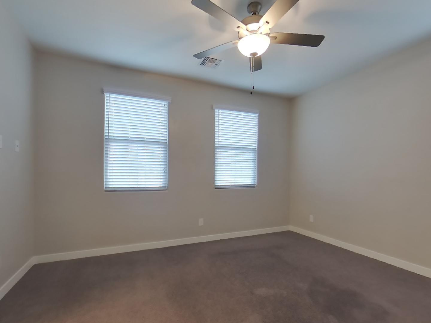 2929 North 28th Street, Unit 4 Phoenix, AZ 85016 - Photo 5 of 15 Photo #5