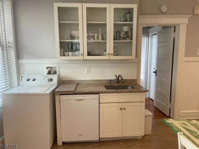 $2,900 | 97 Main Street, Millburn, NJ 07041