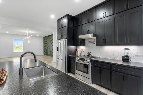 $725,000 | 5119 Sophie Slansky Way, Sealy, TX 77474