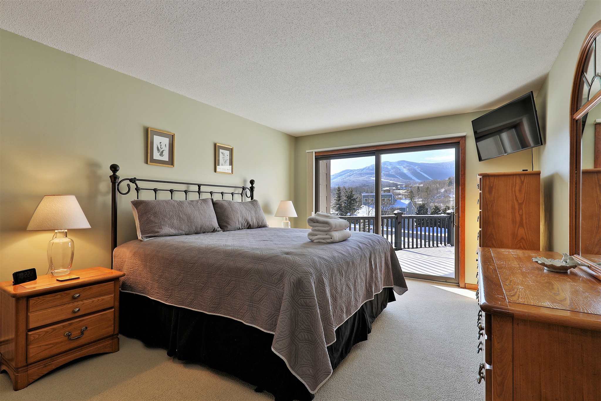 271 Roaring Brook Road Killington, VT 05751 - Photo 17 of 40