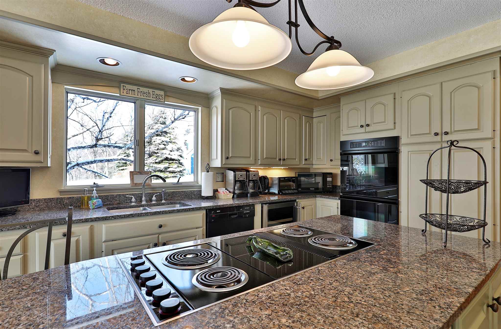 271 Roaring Brook Road Killington, VT 05751 - Photo 9 of 40