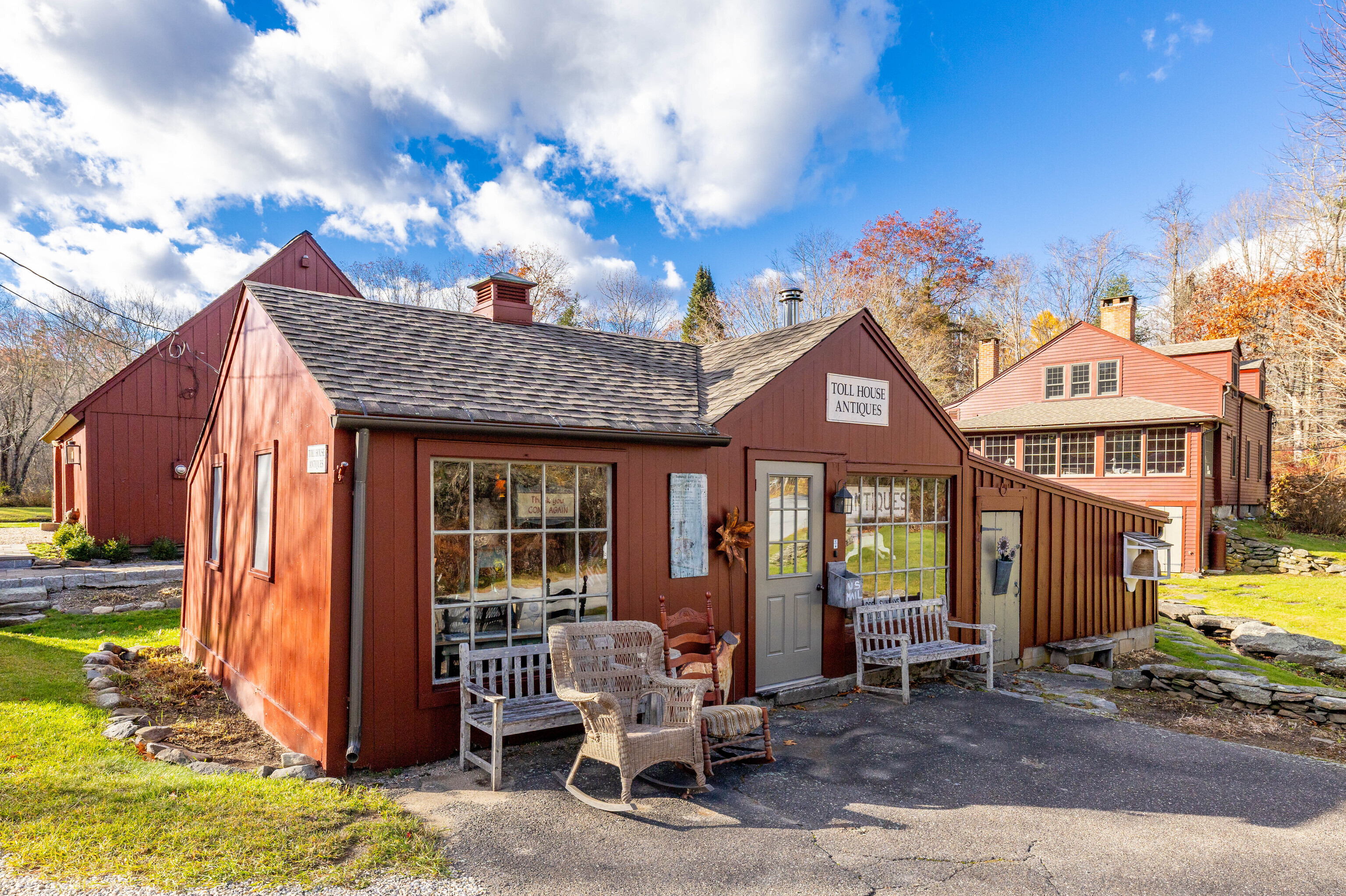 38 Old Turnpike Road Litchfield, CT 06750 - Photo 25 of 34 a view of a dinning table and chairs in the patio