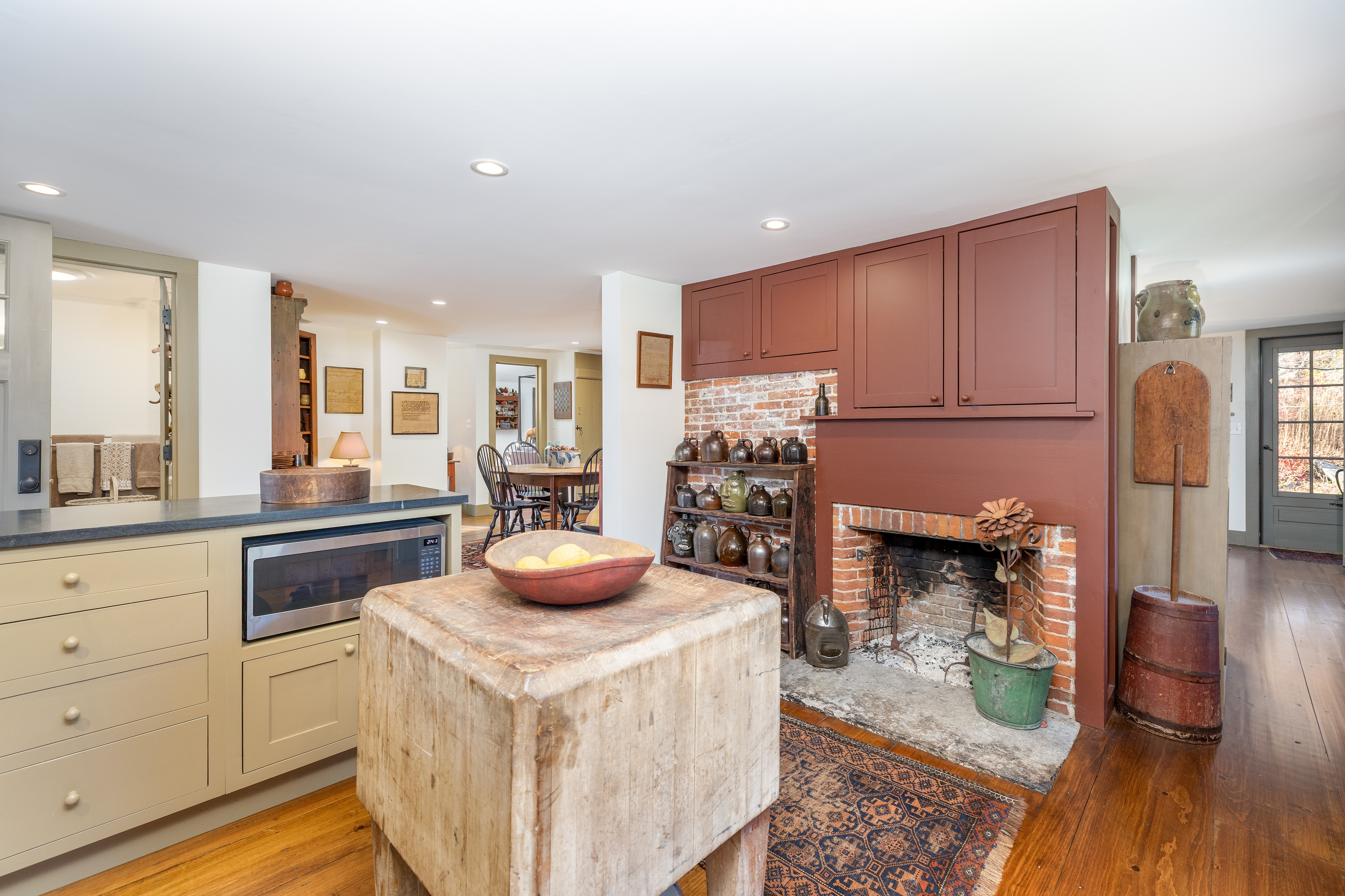 38 Old Turnpike Road Litchfield, CT 06750 - Photo 6 of 34 a kitchen with sink a stove and cabinets