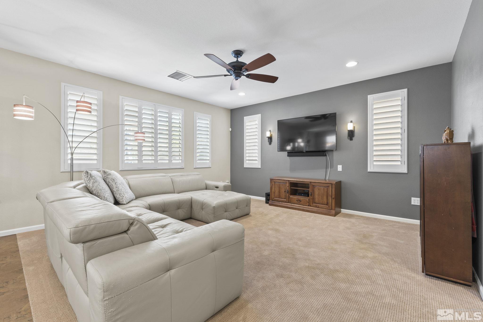 10710 Cordero Drive Reno, NV 89521 - Photo 5 of 30 Photo 5
