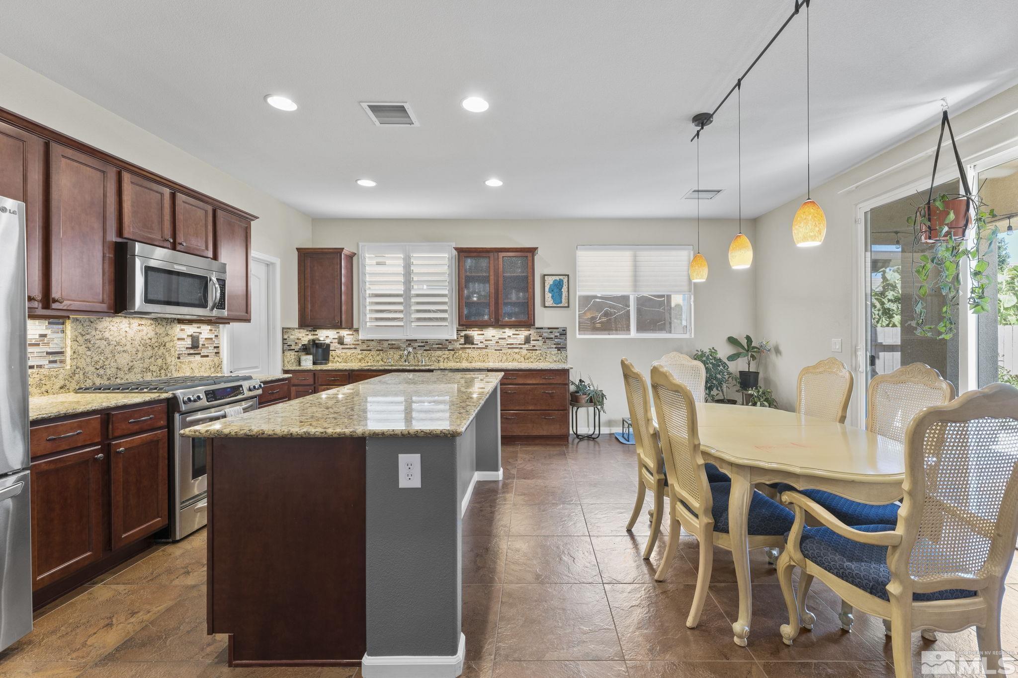 10710 Cordero Drive Reno, NV 89521 - Photo 9 of 30 Photo 9