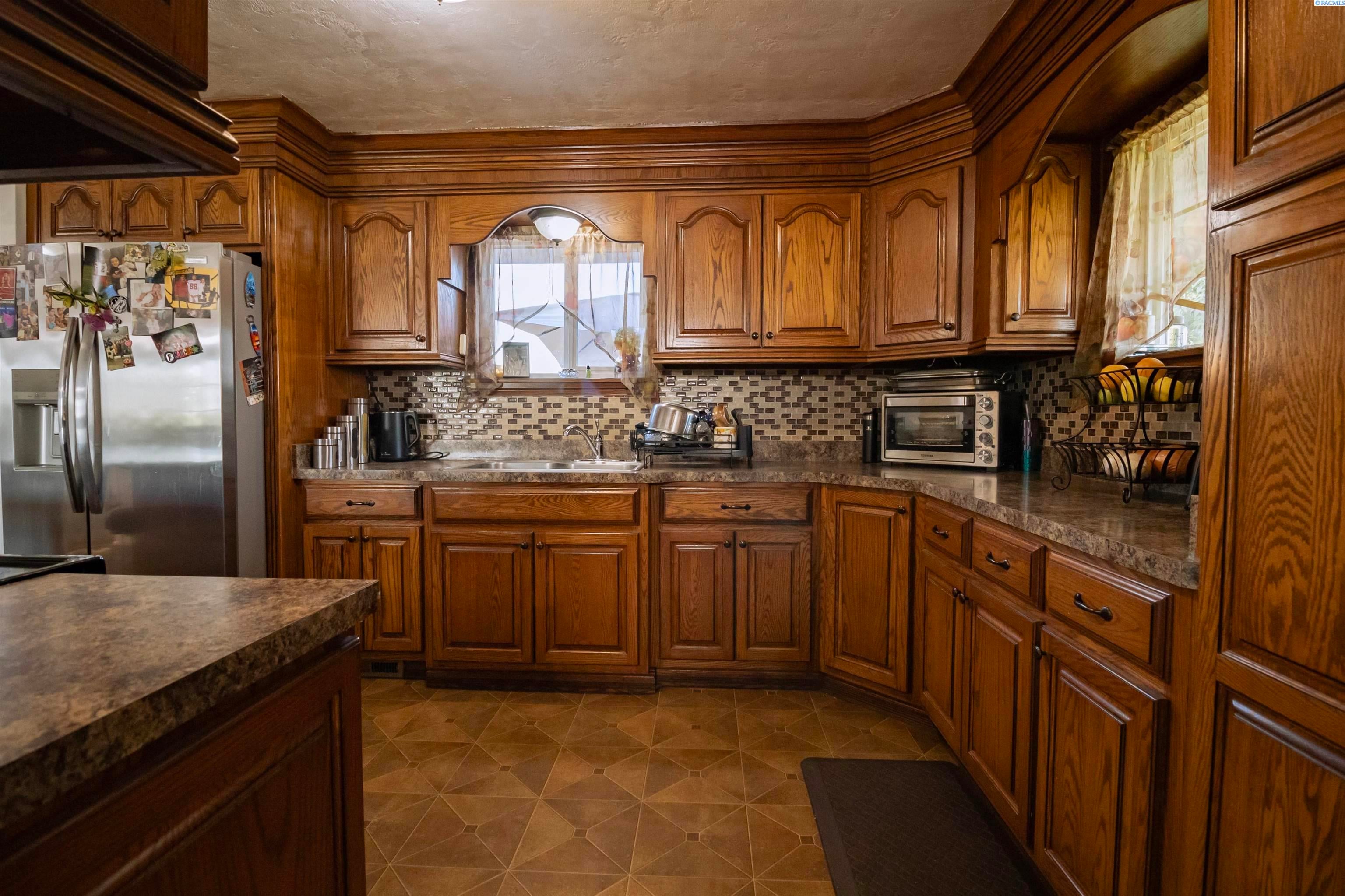 691 Van Belle Road Granger, WA 98932 - Photo 21 of 46 Gallery Image 21