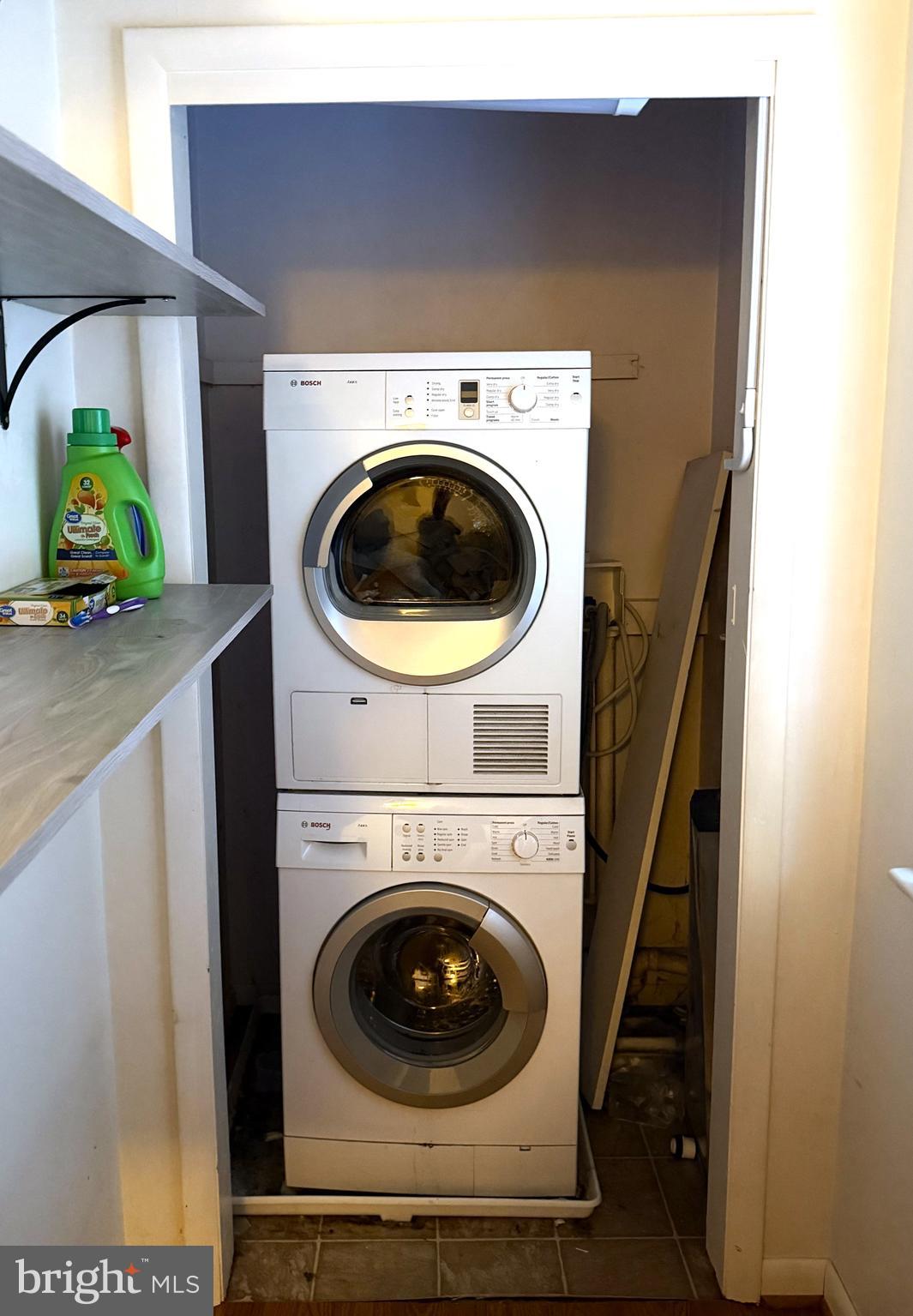 17 Mountain View Trail Fairfield, PA 17320 - Photo 19 of 23 a utility room with dryer and washer