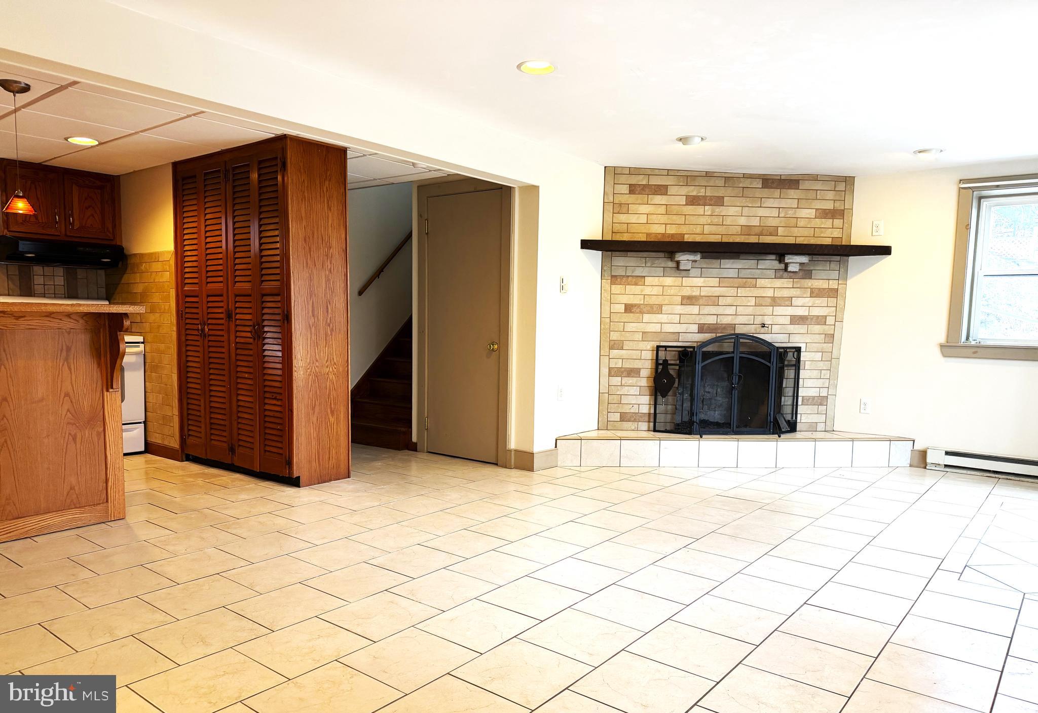17 Mountain View Trail Fairfield, PA 17320 - Photo 3 of 23 a view of a livingroom with a fireplace