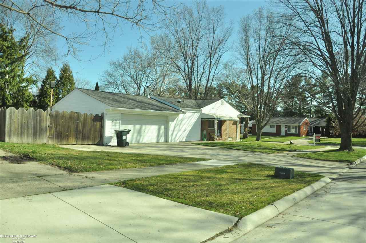 523 Miller Avenue Rochester, MI 48307 - Photo 5 of 28