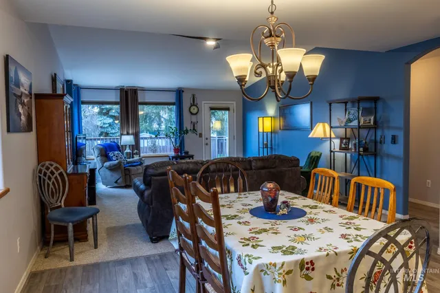 $345,000 | 925 Hawthorne Street, Unit A, Lewiston, ID 83501