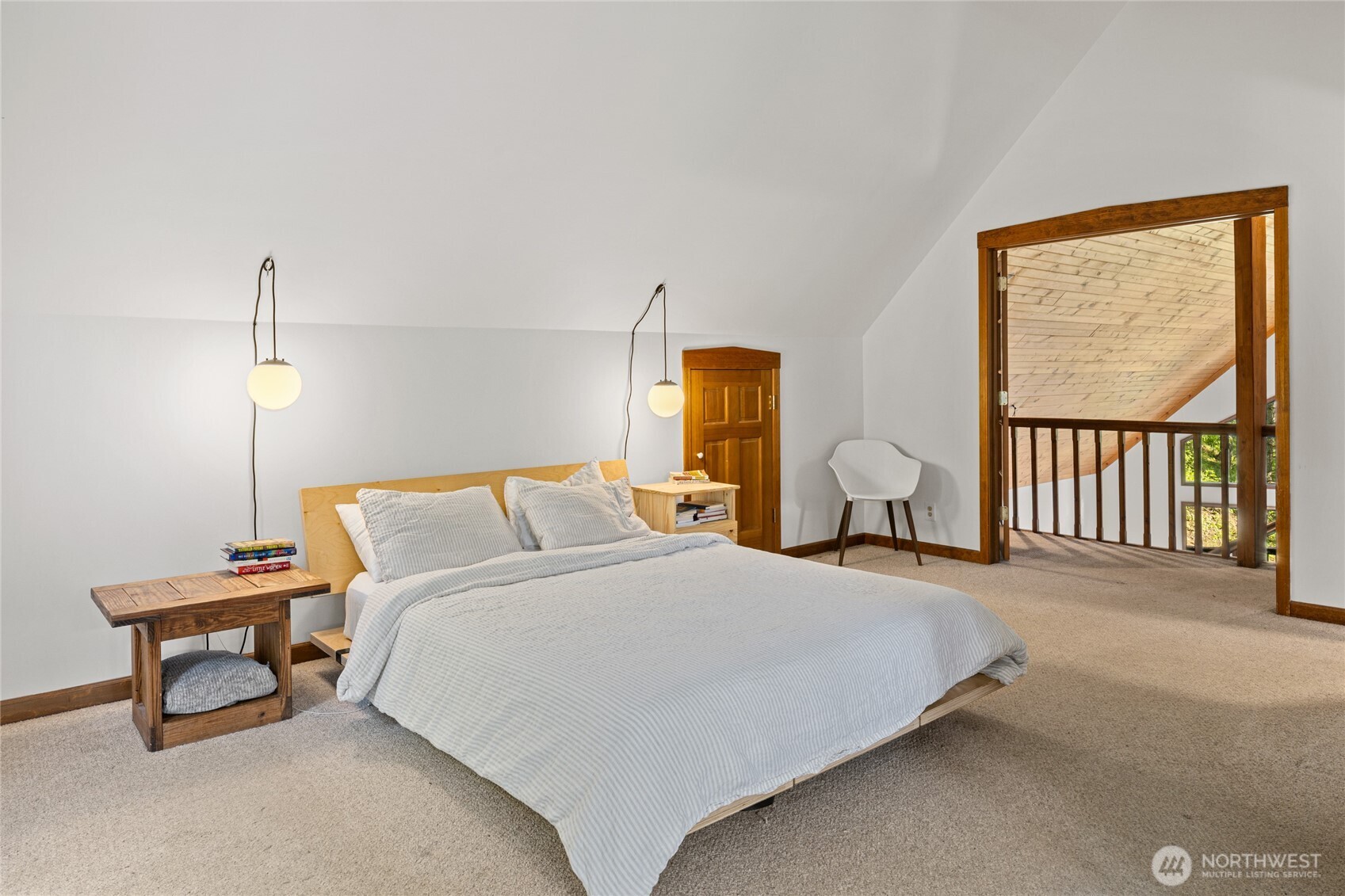 4265 Highway 97 Peshastin, WA 98847 - Photo 19 of 38 a bedroom with a bed and a window