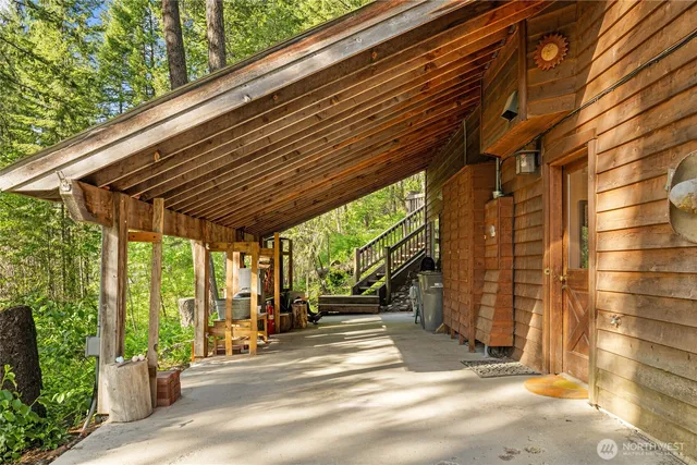 a view of outdoor space