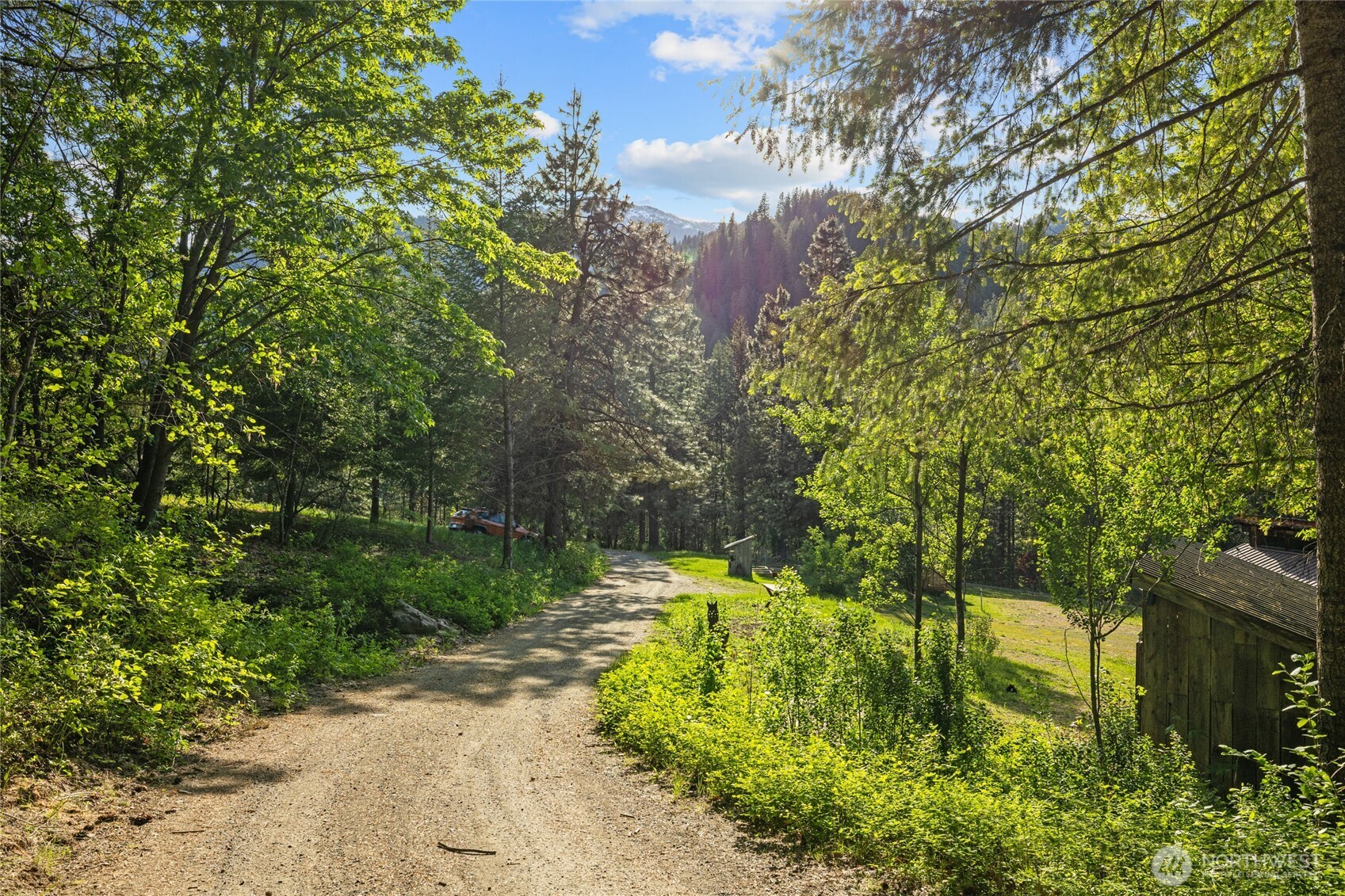 4265 Highway 97 Peshastin, WA 98847 - Photo 38 of 38 a view of a garden with plants