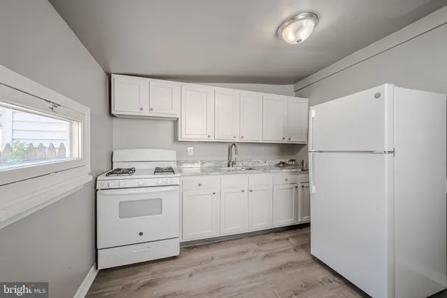 $136,900 | 338 South Claymont Street, Wilmington, DE 19801