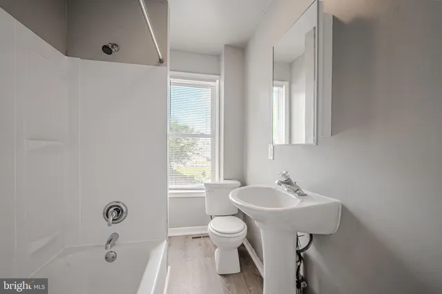 $136,900 | 338 South Claymont Street, Wilmington, DE 19801