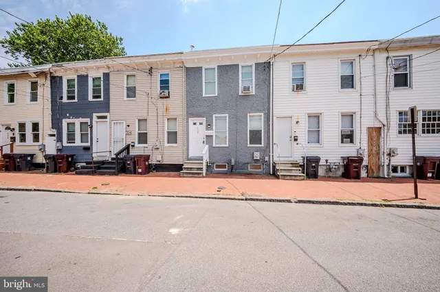 $136,900 | 338 South Claymont Street, Wilmington, DE 19801