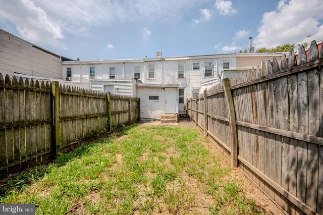 $136,900 | 338 South Claymont Street, Wilmington, DE 19801