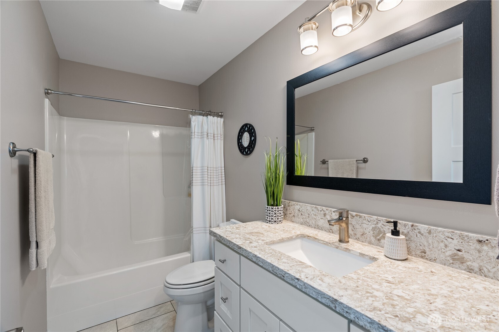 417 Riviera Street Southwest Ocean Shores, WA 98569 - Photo 13 of 37