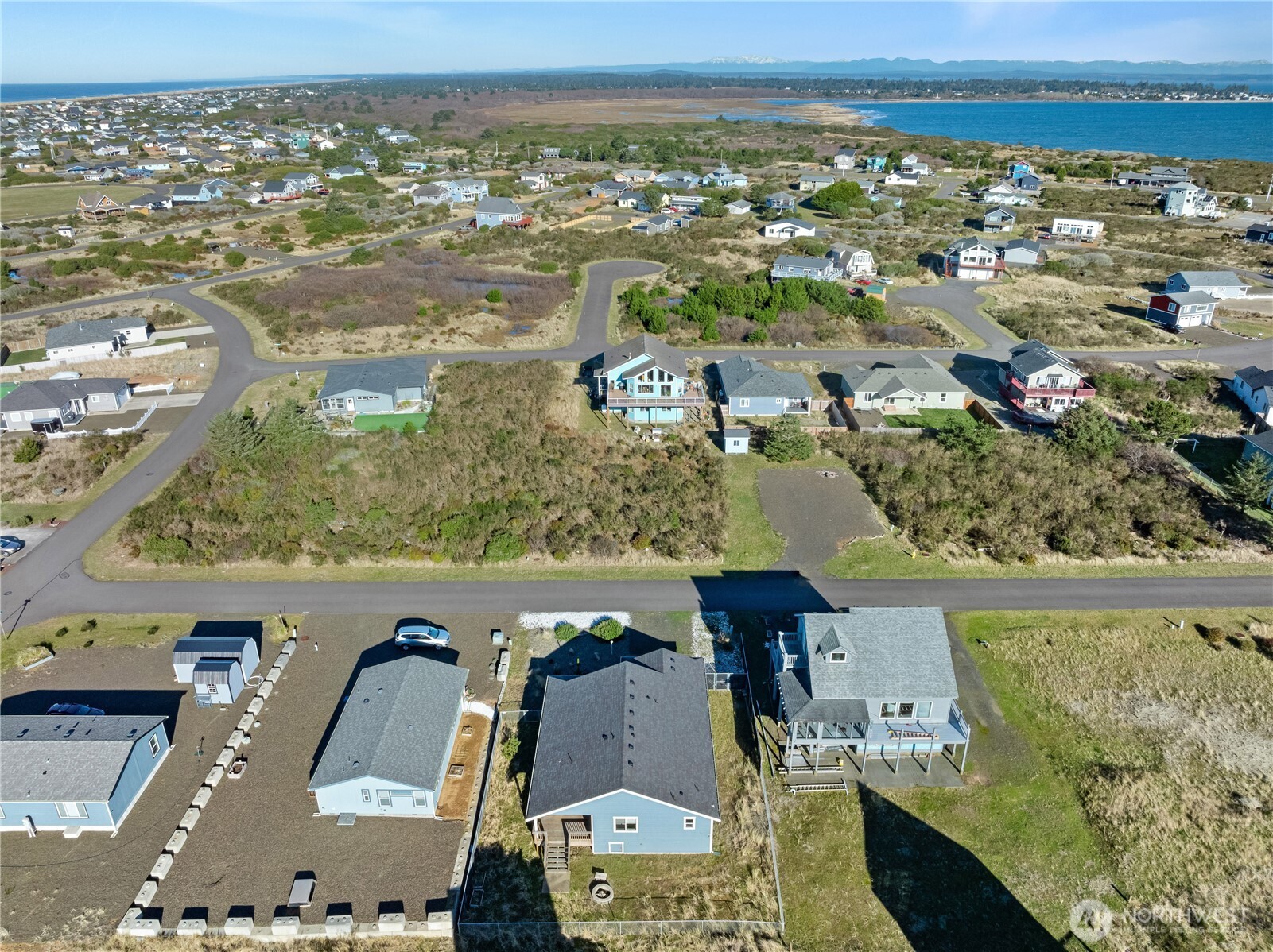 417 Riviera Street Southwest Ocean Shores, WA 98569 - Photo 34 of 37
