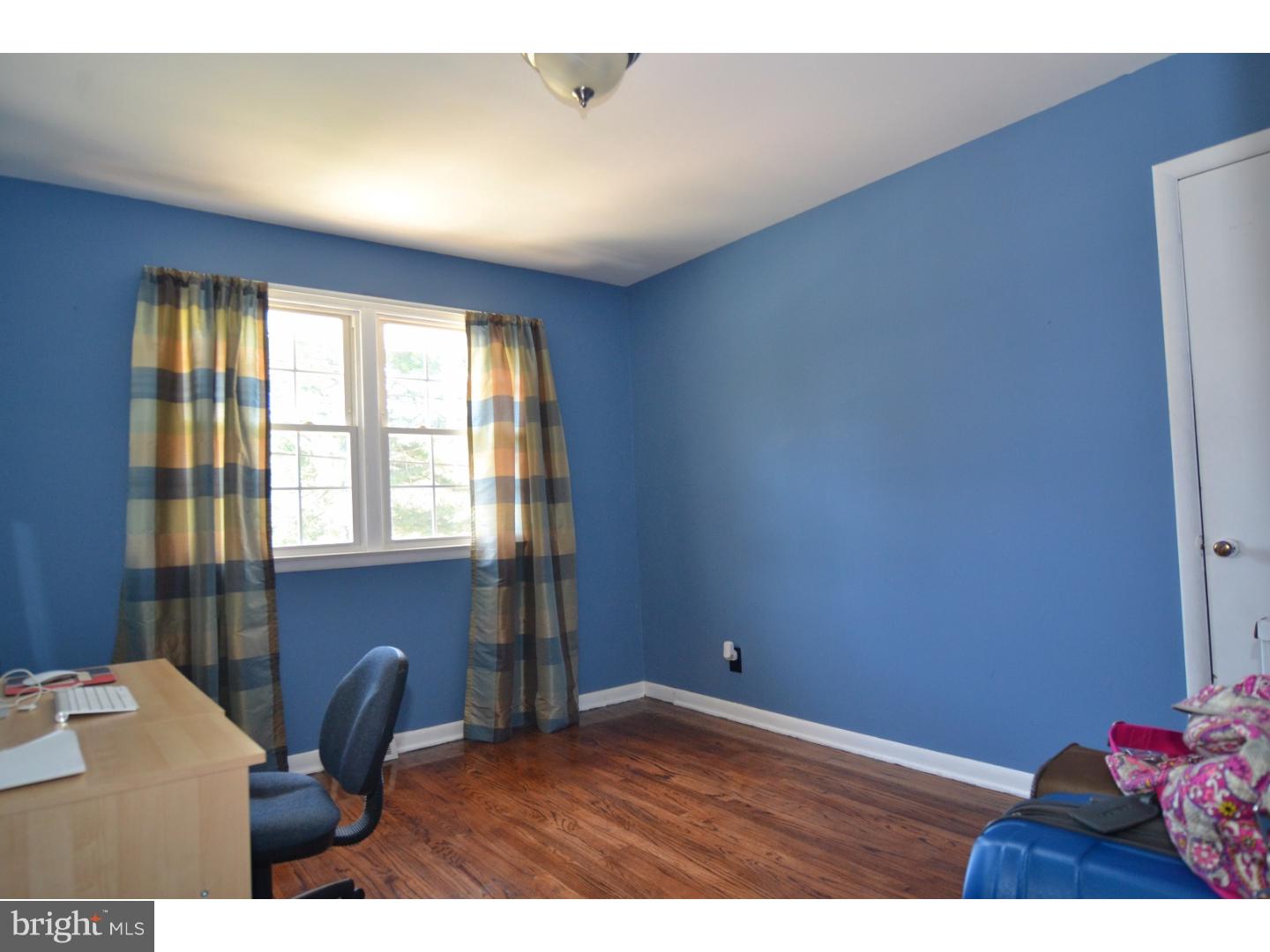 419 Yorkshire Road Cherry Hill, NJ 08034 - Photo 11 of 13 Gallery Image 11