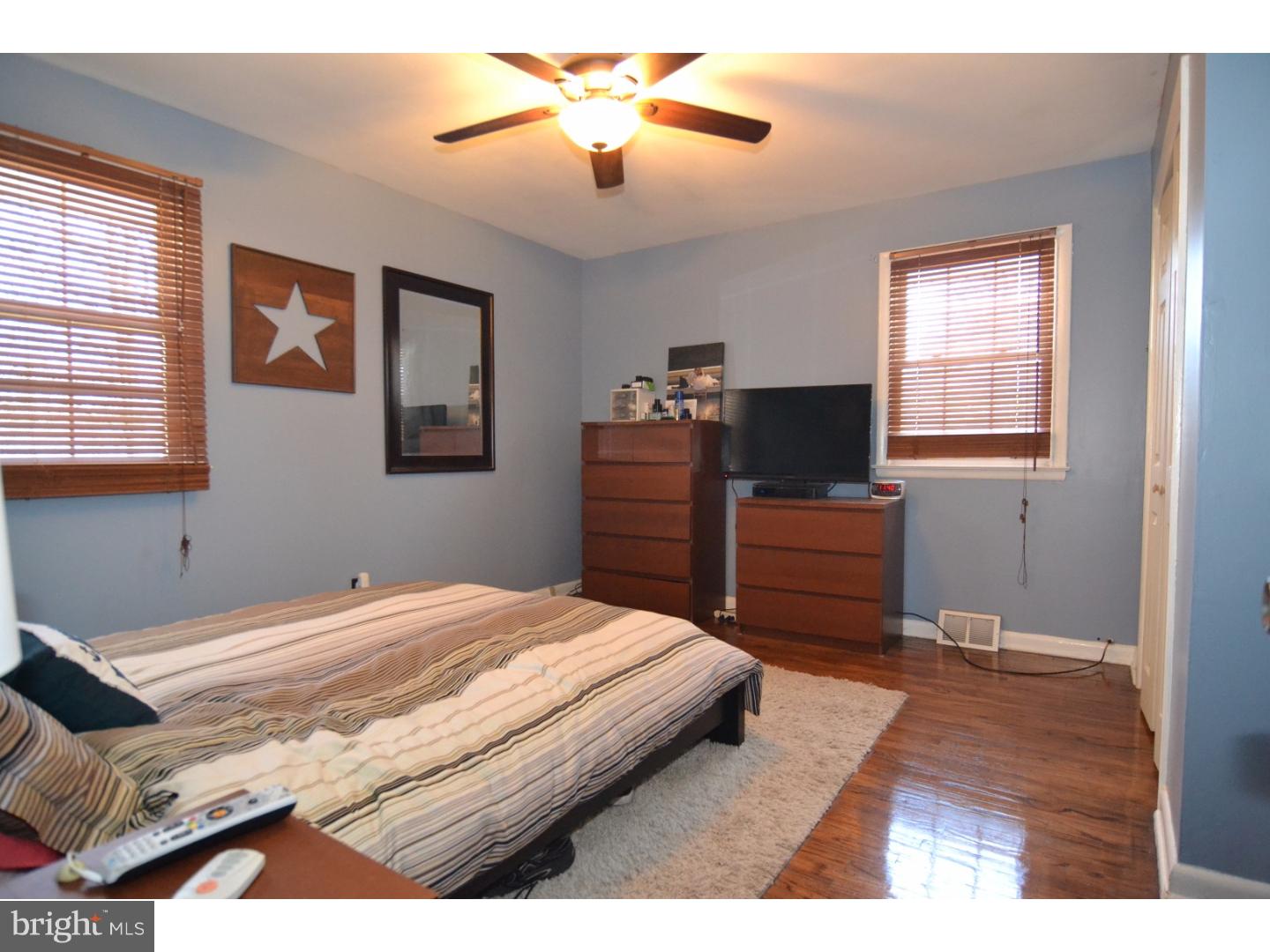419 Yorkshire Road Cherry Hill, NJ 08034 - Photo 9 of 13 Gallery Image 9