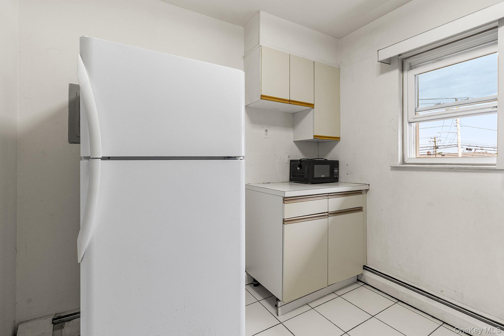 490 Main Street, Unit A7 Farmingdale, NY 11735 - Photo 3 of 11