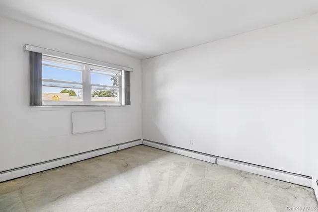 $225,000 | 490 Main Street, Unit A7, Farmingdale, NY 11735