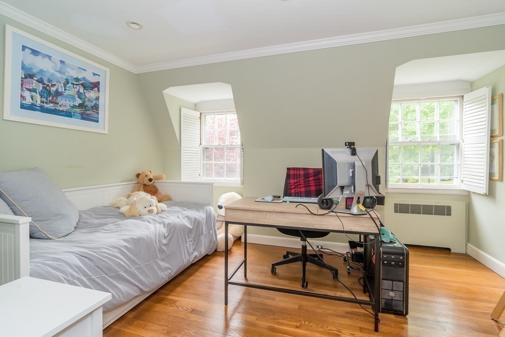 71 Carisbrooke Road Wellesley, MA 02481 - Photo 14 of 24