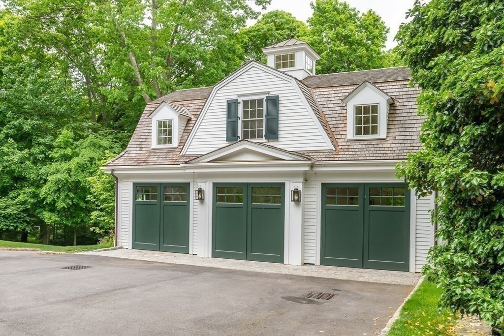 71 Carisbrooke Road Wellesley, MA 02481 - Photo 21 of 24