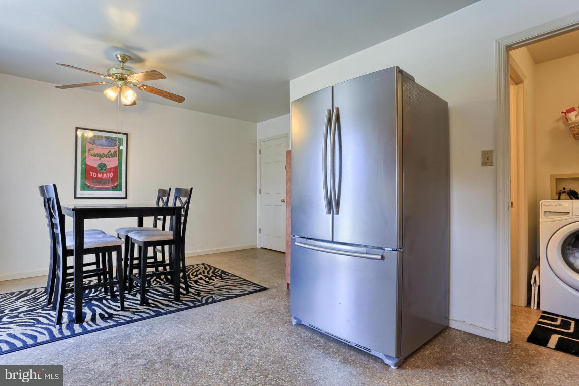 71 Laurie Lane Lititz, PA 17543 - Photo 8 of 21