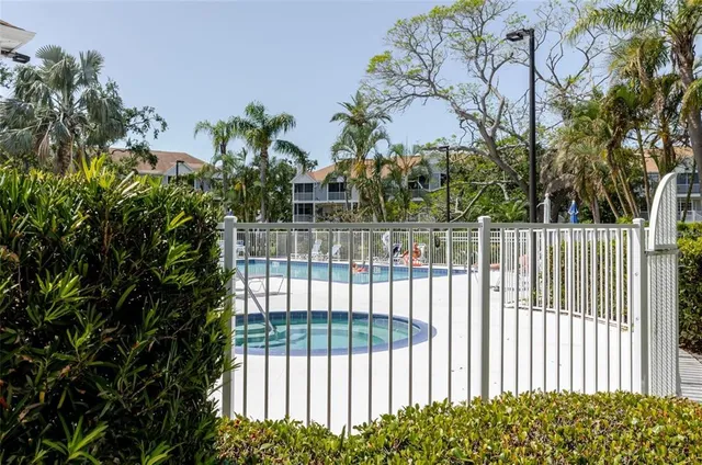 $245,000 | 850 South Tamiami Trail, Unit 836, Sarasota, FL 34236