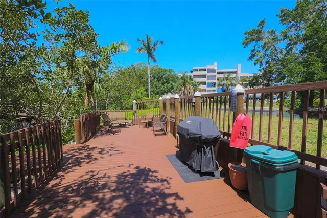 $245,000 | 850 South Tamiami Trail, Unit 836, Sarasota, FL 34236