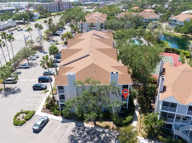$245,000 | 850 South Tamiami Trail, Unit 836, Sarasota, FL 34236