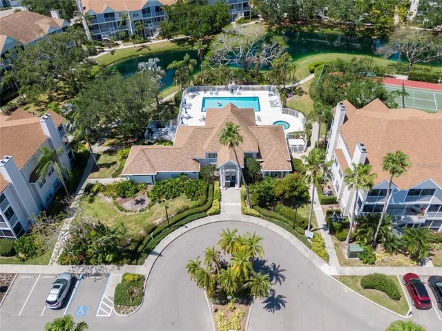 $245,000 | 850 South Tamiami Trail, Unit 836, Sarasota, FL 34236