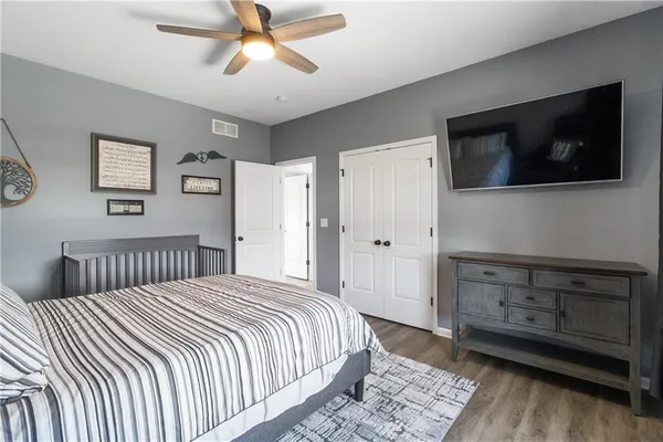 $399,000 | 3102 Katy Trail Drive, Harrisonville, MO 64701
