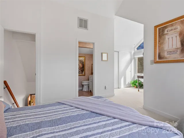 $335,000 | 33 Fairway Loop, Burnsville, NC 28714