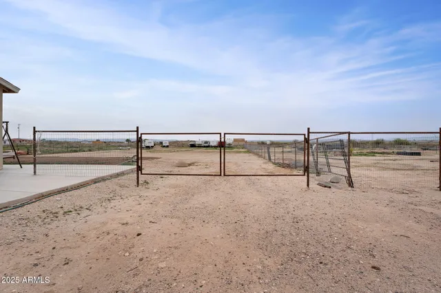 $1,800 | 17213 North Christensen Road, Florence, AZ 85132