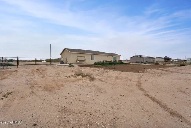 $1,800 | 17213 North Christensen Road, Florence, AZ 85132
