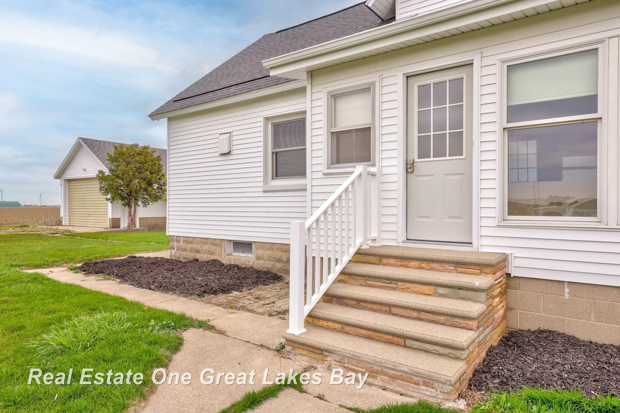 4060 Dickerson Road Akron, MI 48701 - Photo 40 of 62
